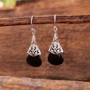 NEW Beautiful 925 Silver Onyx Earrings